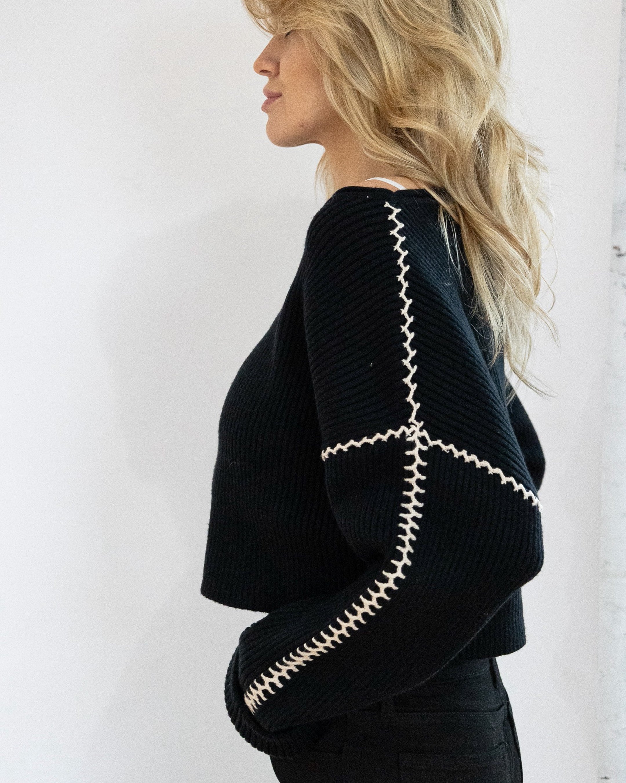 Stitch Seam Cropped Sweater